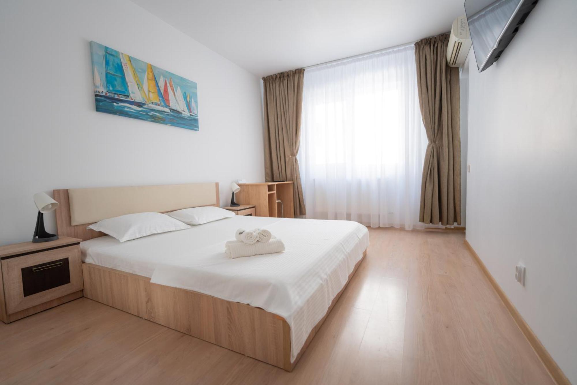 Hotel Studio Titan บูคาเรสต์ ภายนอก รูปภาพ